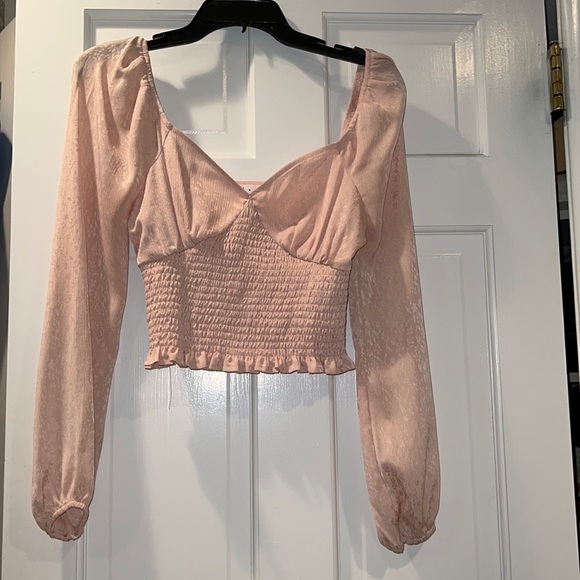 Leith long sleeve scrunched top - Picture 2 of 5